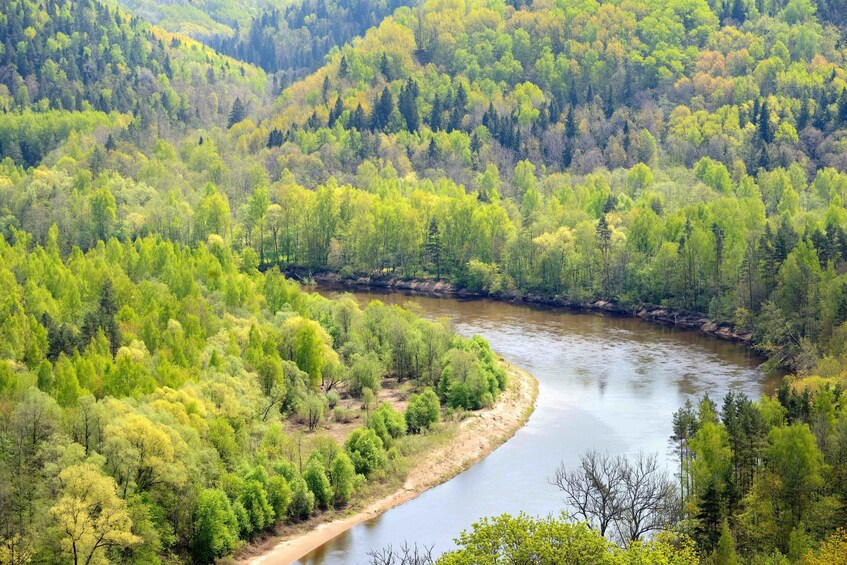 PRIVATE GUIDED TOUR: 6-hour Sigulda