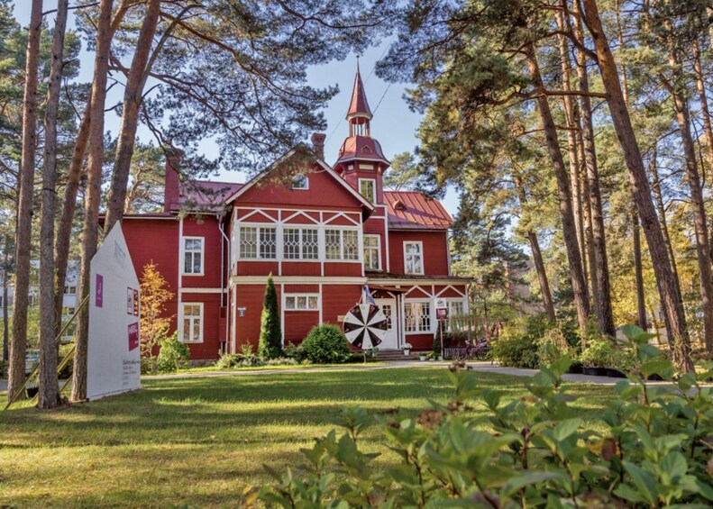PRIVATE GUIDED TOUR: 4-hour Jurmala
