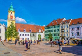Bratislava 2 hours walking tour with beer tasting
