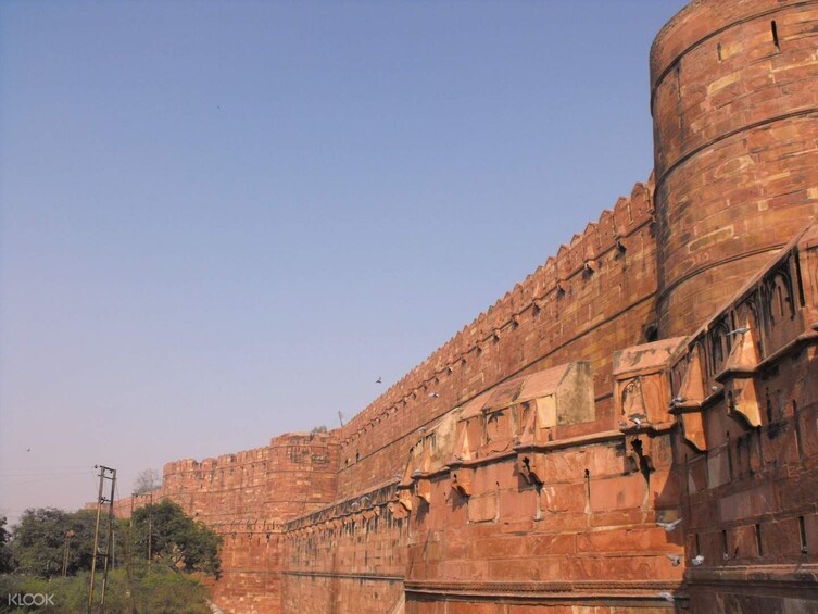 Full Day Agra Local - Taj Mahal , Agra fort Mehtab Garden.