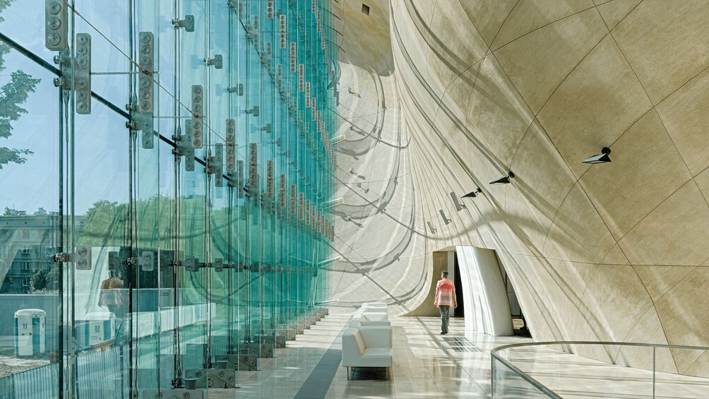  Lazienki Park + POLIN Museum: Your Group Only Tour