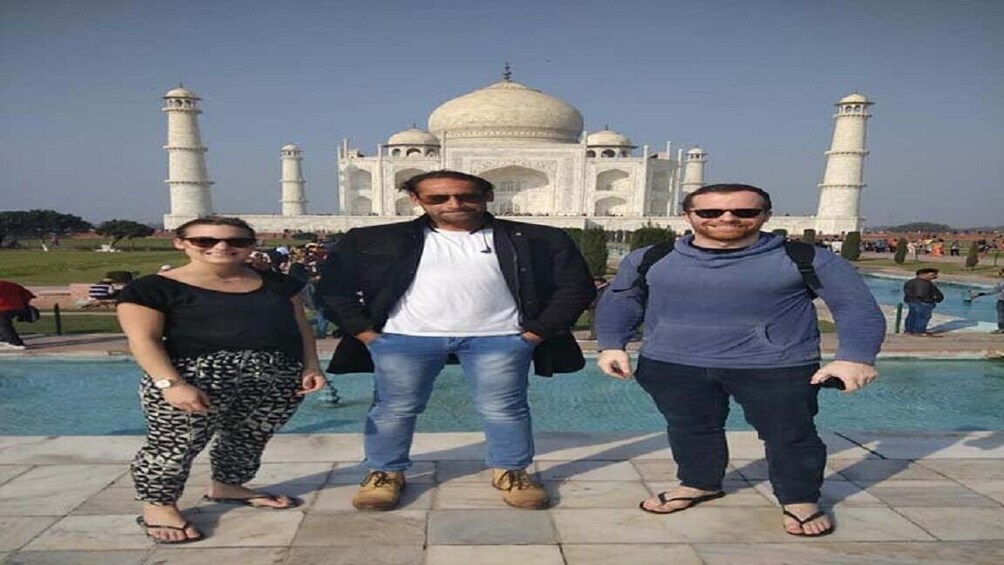Taj Mahal Sunrise & Sunset Tour for 2 Days by Express Train