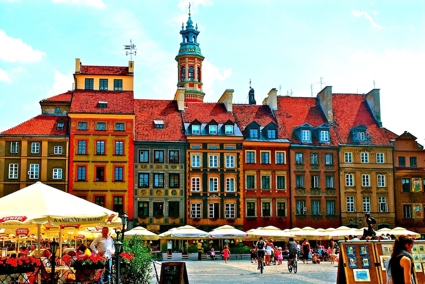 Old Town + Royal Castle + Uprising Museum: YOUR GROUP ONLY