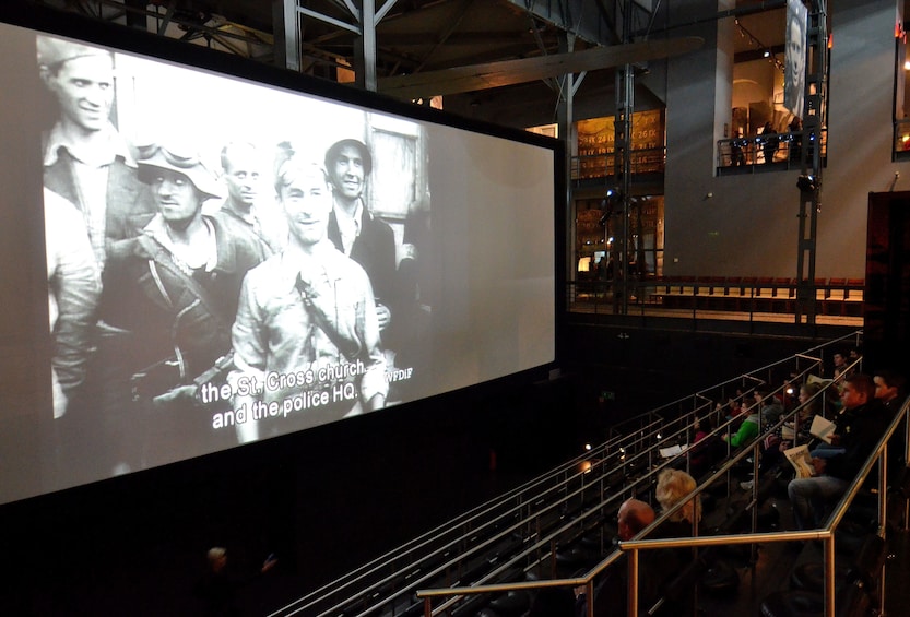Warsaw Uprising Museum + POLIN Museum: YOUR GROUP ONLY TOUR