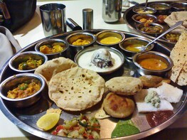 Private Traditional Dinner with an Indian Family in Udaipur