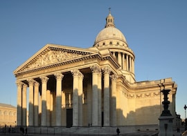Discover the Latin Quarter - Roman Ruins & Gothic Art