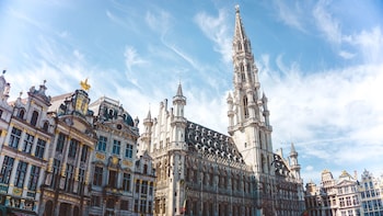 Ghent & Brussels departure from Ostend & Bruges
