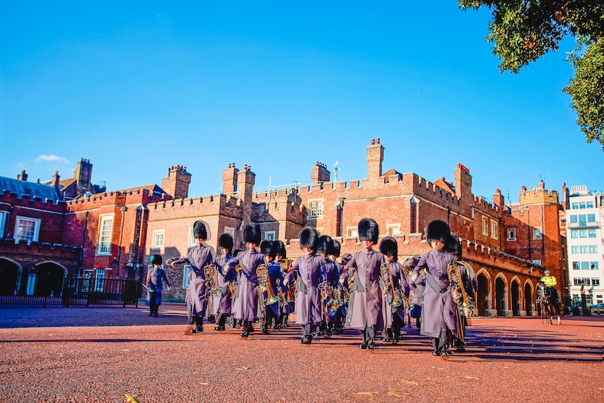 British Royalty Walking Tour & Enter St Paul's Cathedral!