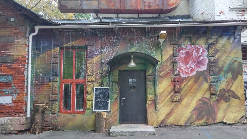 ALTERNATIVE MOSCOW TOUR