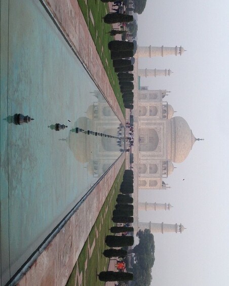 Private All Inclusive Day Tour of Tajmahal From Delhi 