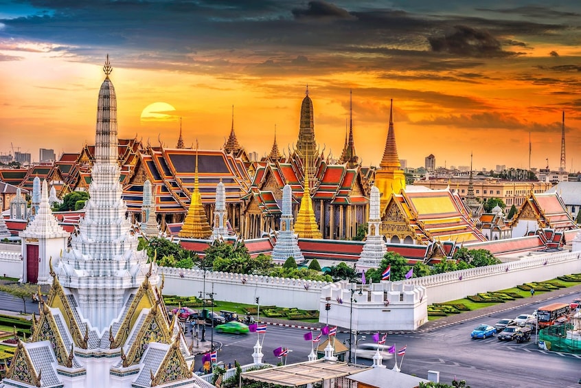 Bangkok temples during sunset with storm clouds