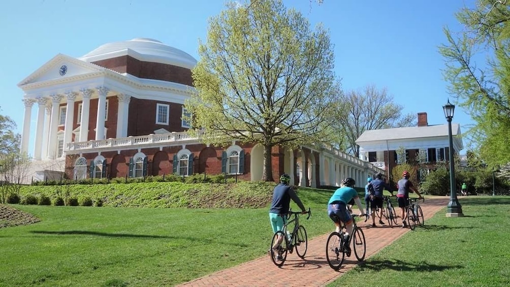 Charlottesville City Tour