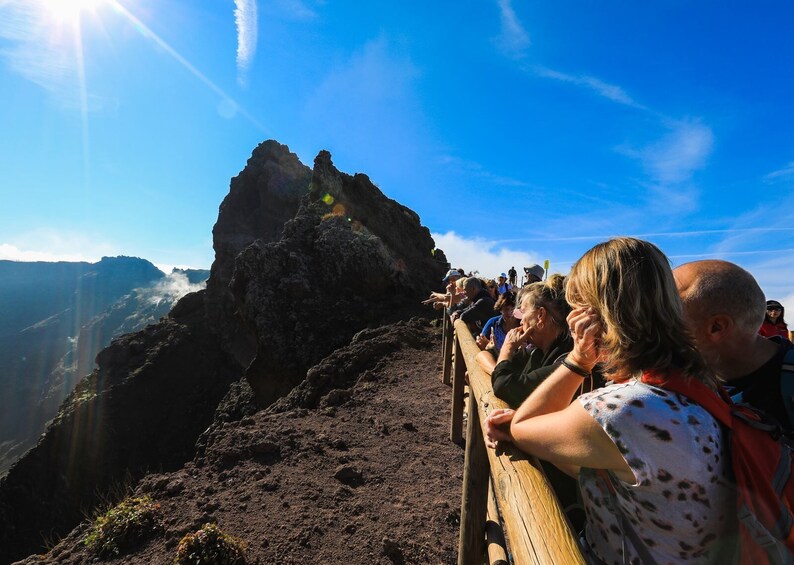 Tour group stand at balcony on Mount Vesuvius