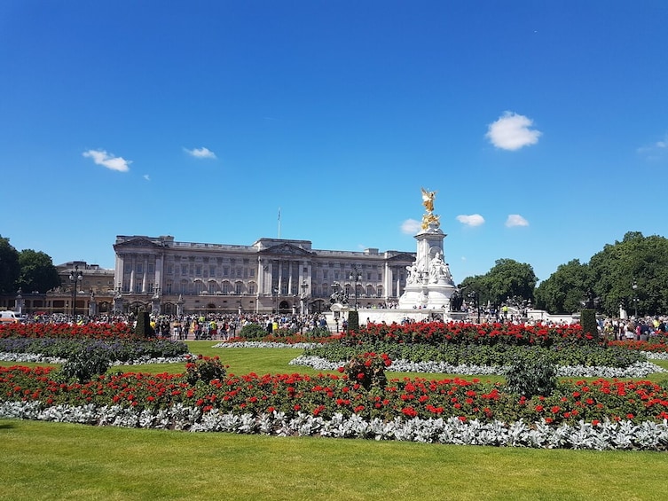 British Royalty Walking Tour & Enter Westminster Abbey!