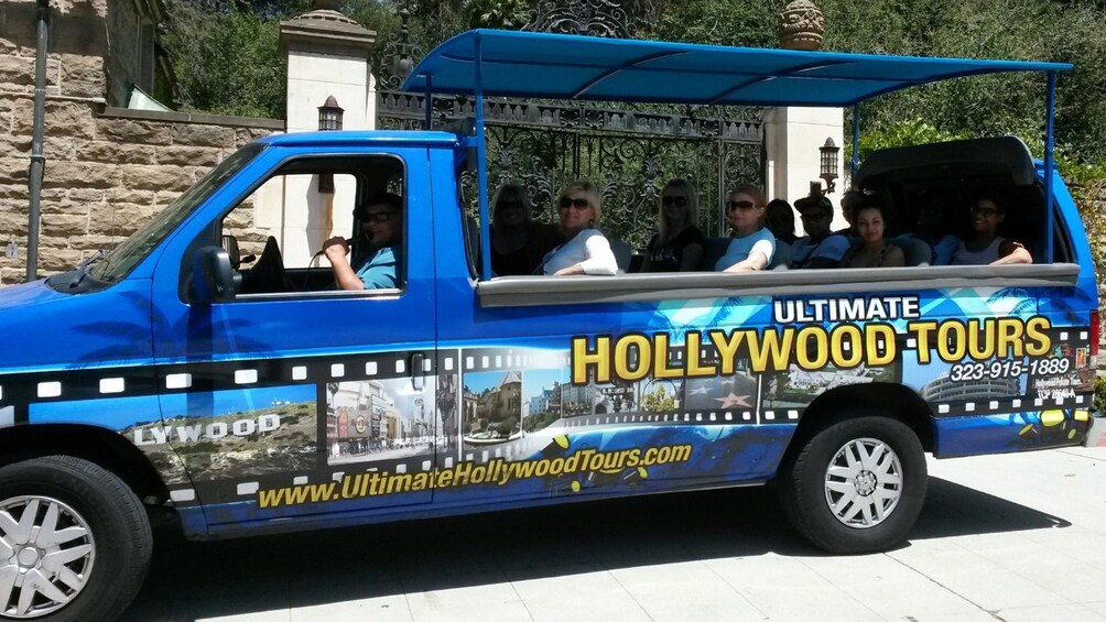 Ultimate Hollywood Tours - 2 Hour Celebrity Homes Tour