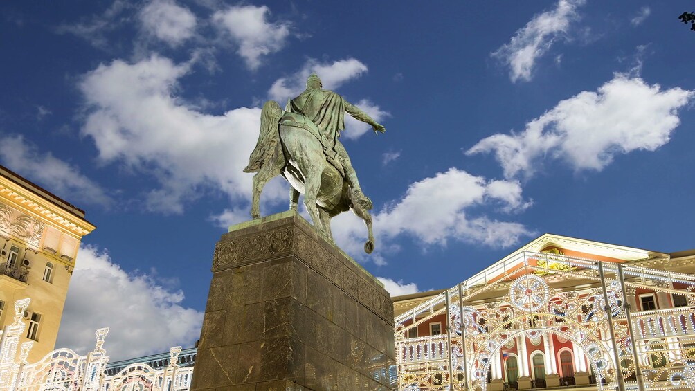Private tour "Moscow history in sculptures"
