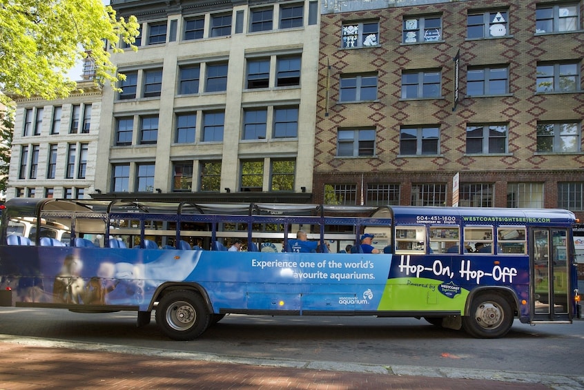 Hop on hop off bus in Vancouver