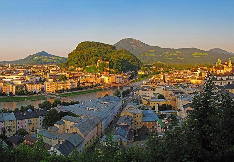 PRIVATE THE SOUND OF MUSIC CITY - SALZBURG TOUR from Vienna