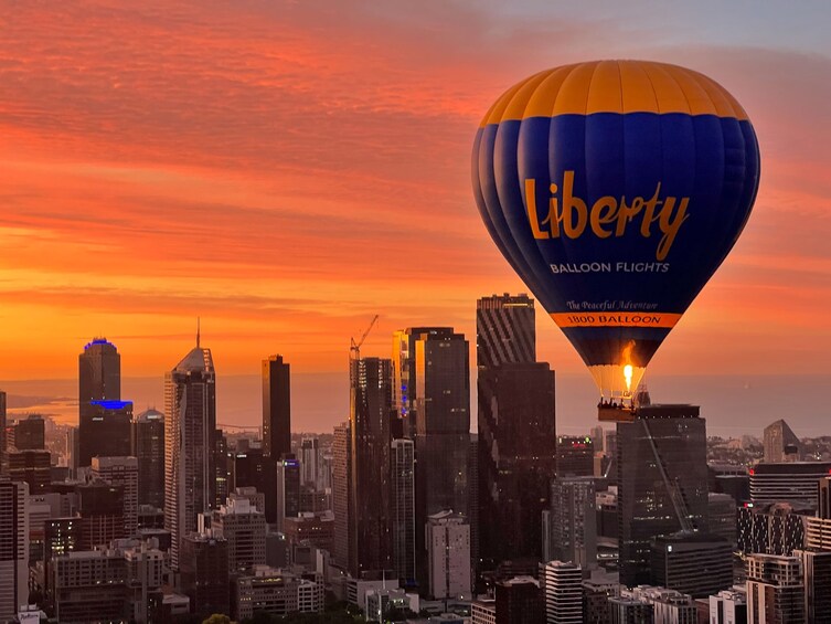 Balloon Flights Over the City of Melbourne