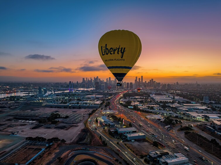 Balloon Flights Over the City of Melbourne