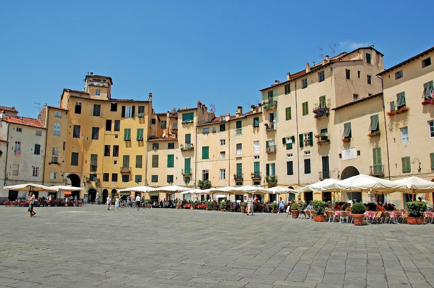 Piazza dell' Anfiteatro in Lucca, Italy