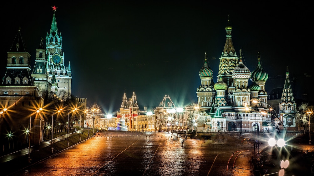 Private night tour of Moscow