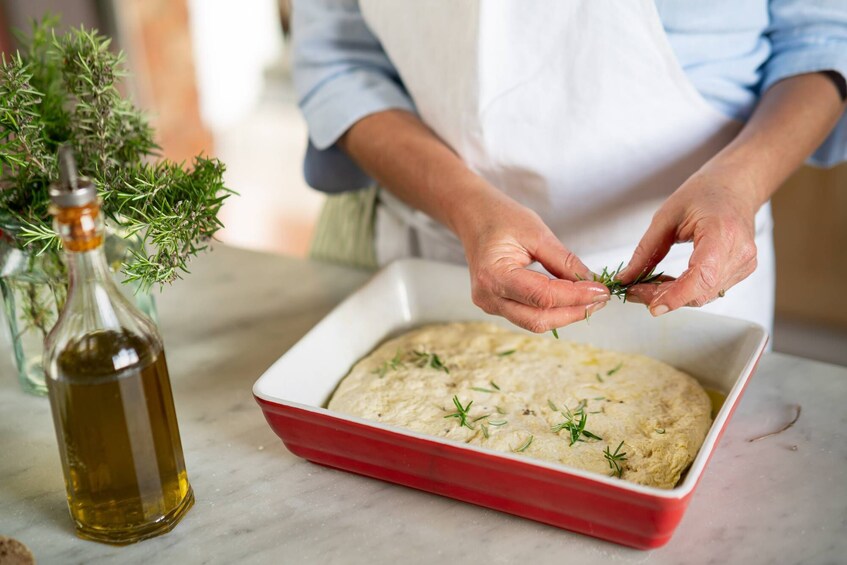 Pasta or Pizza cooking class in Cortona, vegetarian and vegan