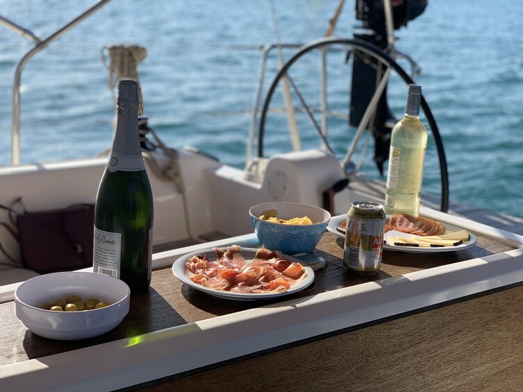 2 hour Private Midday Cruise Barcelona