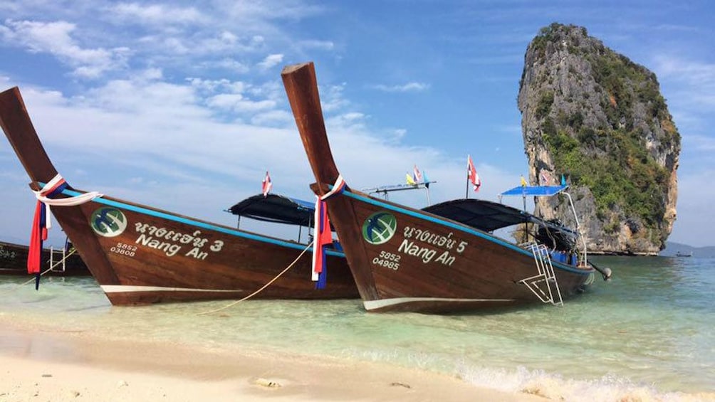 Popular 4 Islands Tour by Classic Longtail Boat From Krabi