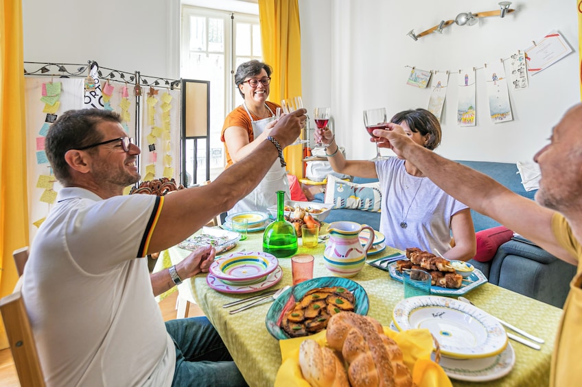 Local Market Visit and Cooking Class at a Cesarina's Home in Marsala