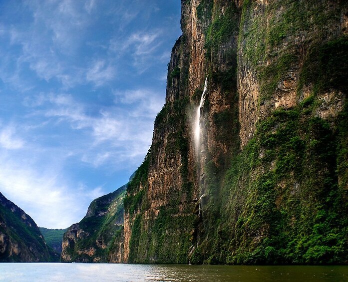 TOTAL SUMIDERO: VIEWPOINTS, CANYON AND MAGICAL TOWN OF CH