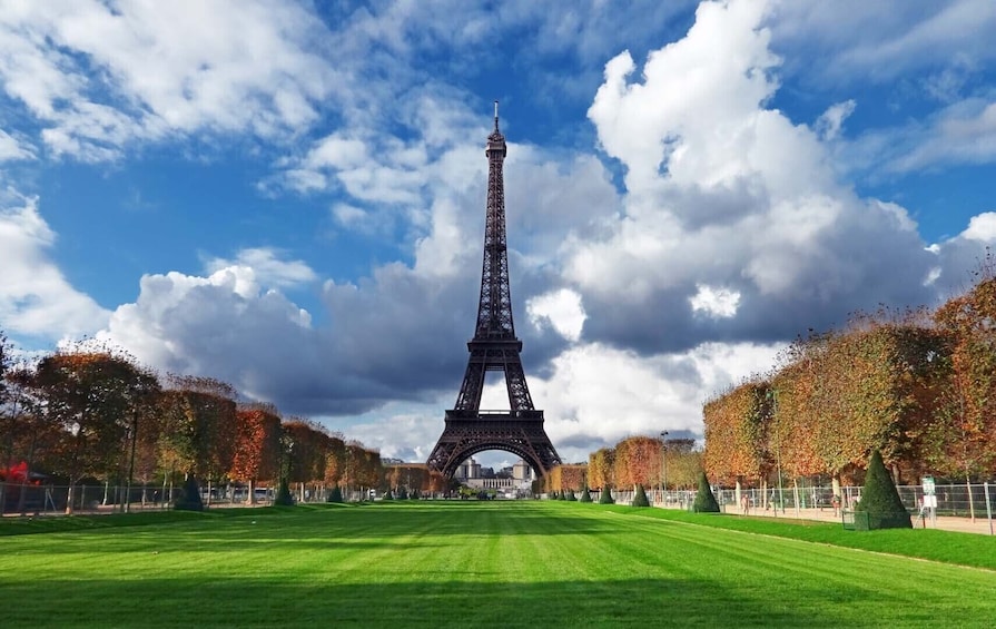 The Magic of Paris - Escorted Full-Day Small Group Tour