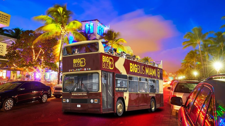 Double decker bus in Miami at night