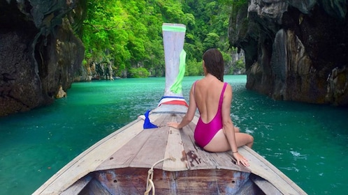 Snorkelling Tour to Hong Islands by Long-tailed Boat From Krabi