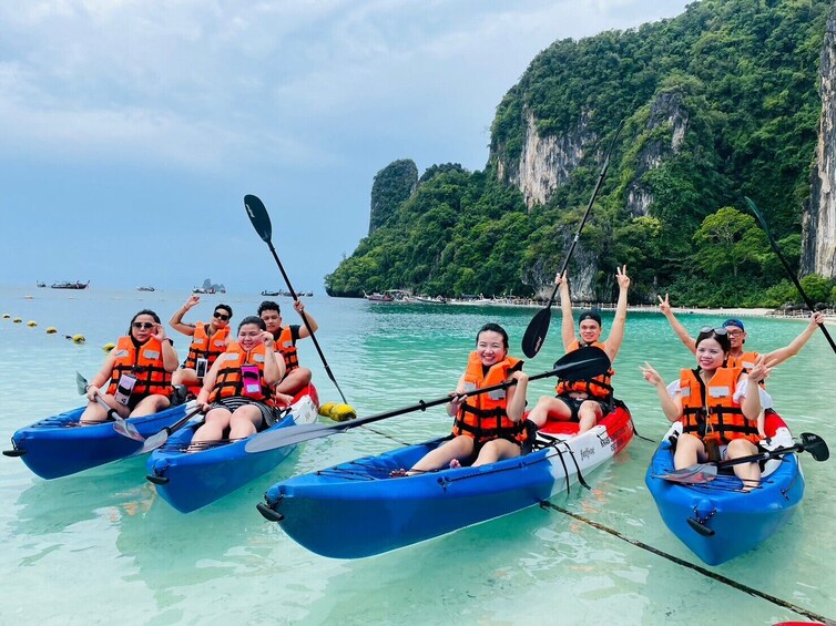 Snorkeling and Kayaking Tour at Hong Islands From Krabi