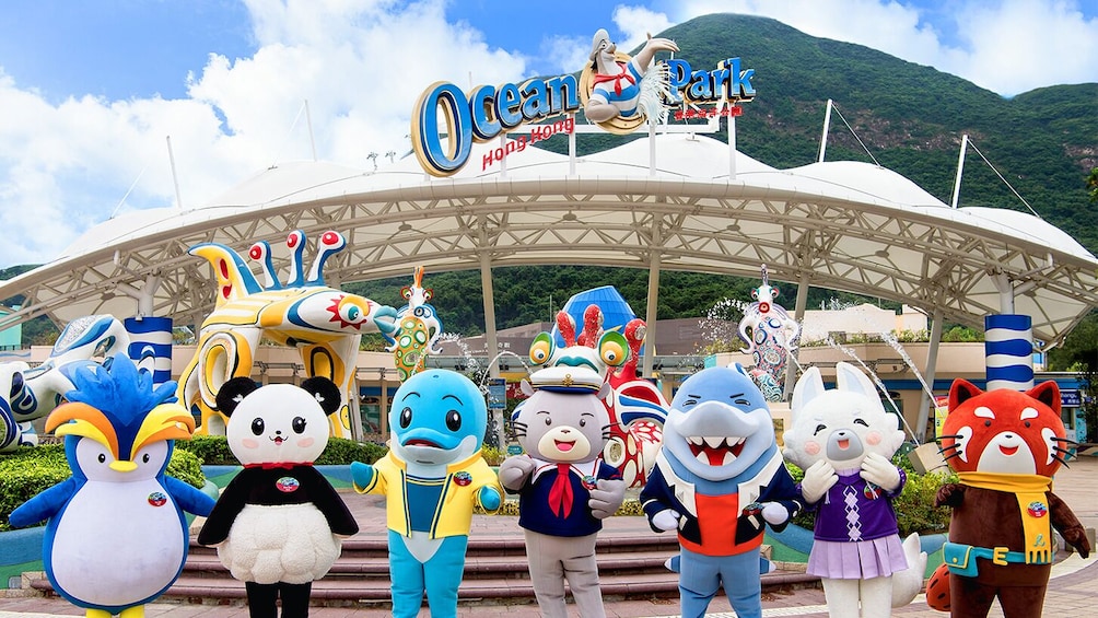Go City: Hong Kong All-Inclusive Pass with 20+ Attractions