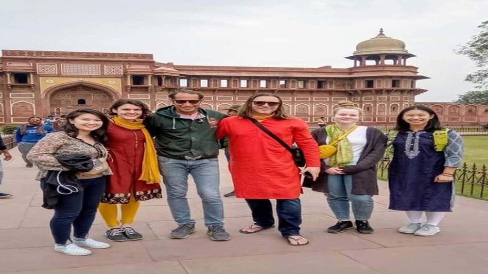 Sunrise Taj Mahal Tour from Delhi