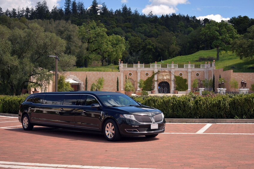 6-Hour Napa Valley Wine Tour in a Limousine with a Professional Concierge