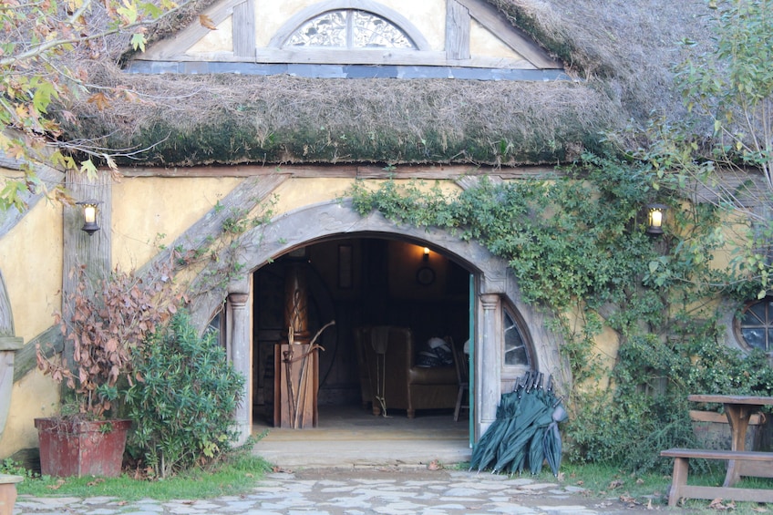 Hobbiton afternoon Tour from Auckland