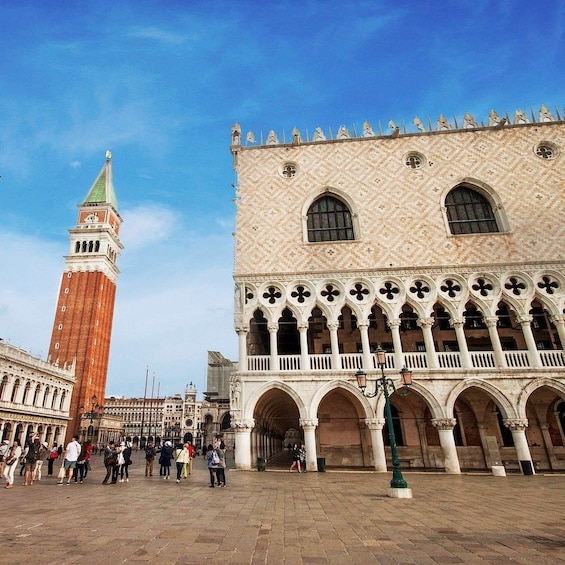 Historical Heart of Venice Skip-the-line Private tour