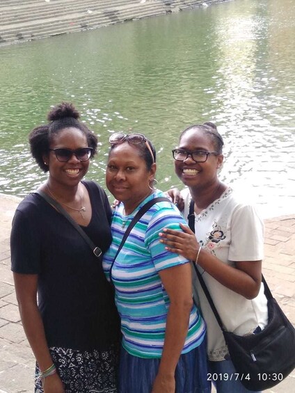 Private Full Day Sightseeing Tour of Mumbai