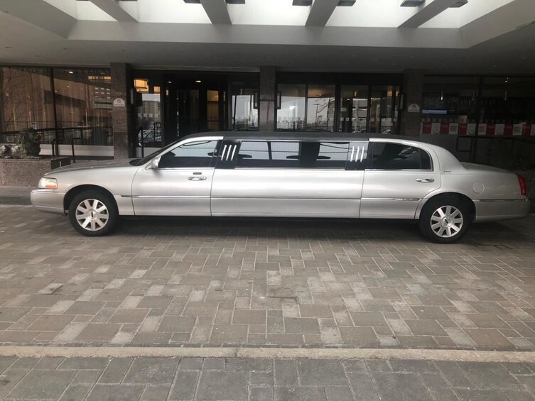 Show item 3 of 4. Niagara Falls Private Tour for 4 Passenger