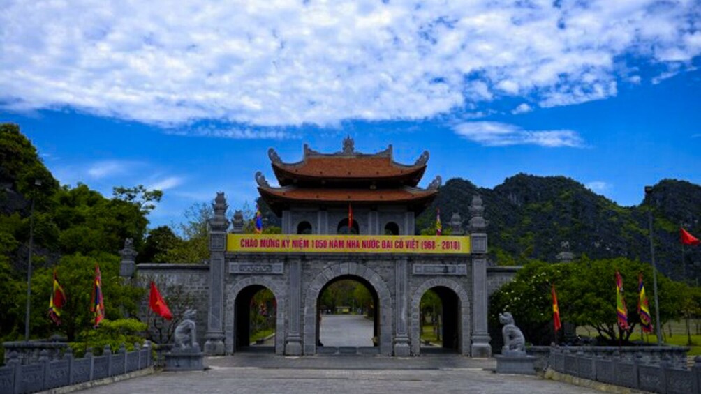 King Dinh Tien Hoang Temple