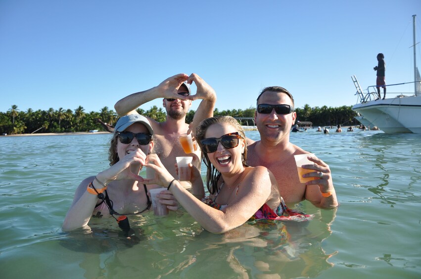 Snorkeling, Speed Boat, Stingrays & Sharks from Punta Cana