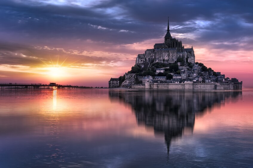 2 day Tour to Normandy and Mont Saint Michel - PARISCityVISION