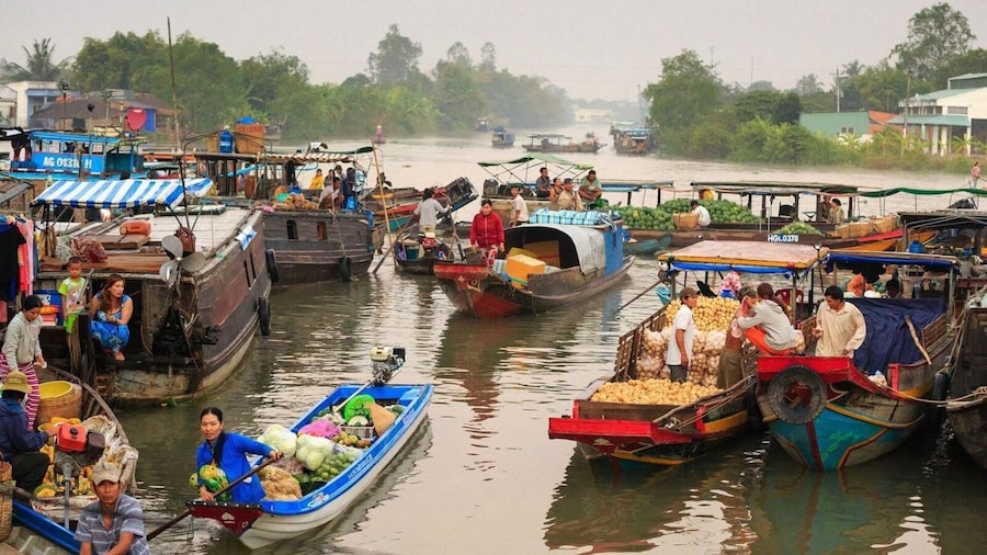 Mekong Delta in 2 Days Visiting Cai Rang Floating Market