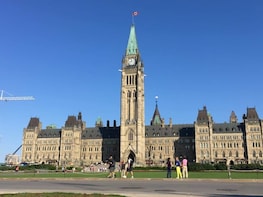 Ottawa private day tour from Montreal