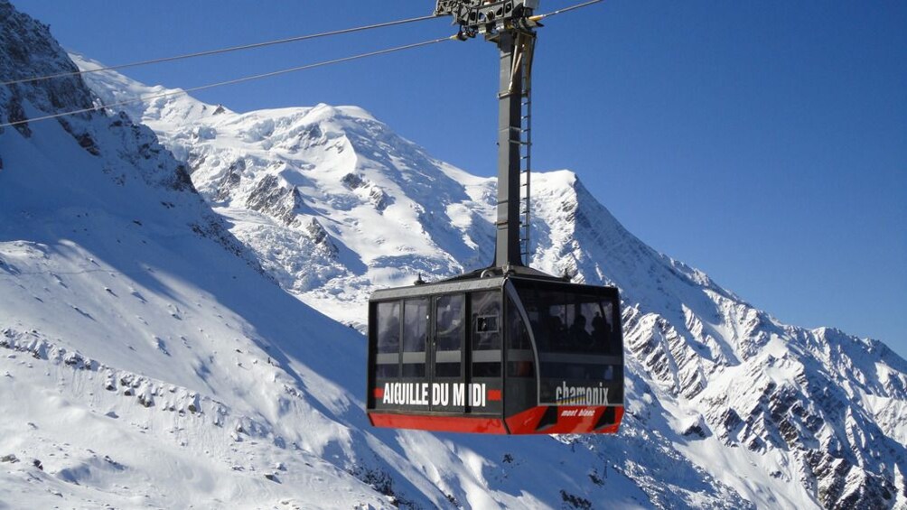 From Geneva: Guided Day Trip to Chamonix and Mont-Blanc