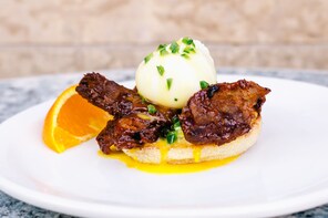 Edmonton's Best Brunch Walking Tour