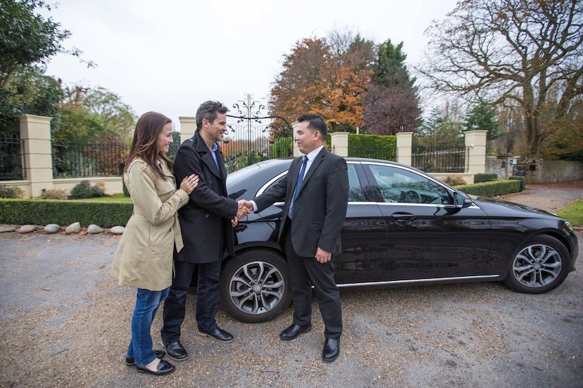 Couple on a private chauffeur driven tour in the UK